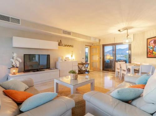 Sky-High Luxury Panoramic Sea Views & Expansive Terraces in this La Duquesa Penthouse - image 3