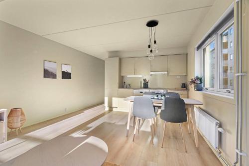 Charming Oslo Apartment with Balcony Rooftop Access, Oslo (photo 10)