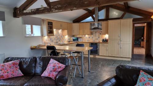 外部景觀, Curlew Cottage Eldwick peaceful location where you can watch the horses in 賓格利