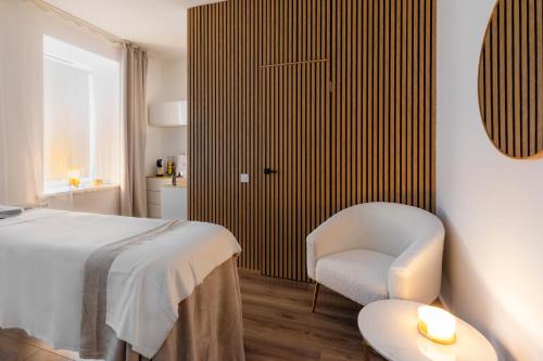 Domus Hotel in 比斯托納斯