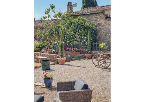 Kert, Chianti Home with Pool Terrace Garden and Magnificient View 2 to 8 persons in Lamole