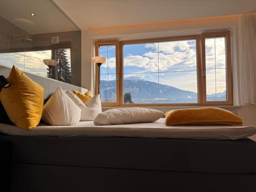 Sonnige und ruhige Wohnung in Innsbruck - Stadtrand in อาร์ซล