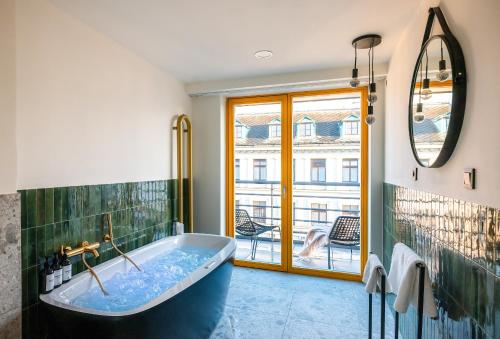 Wenceslas sq SOHO Boutique Hotel & Premium Suites 5