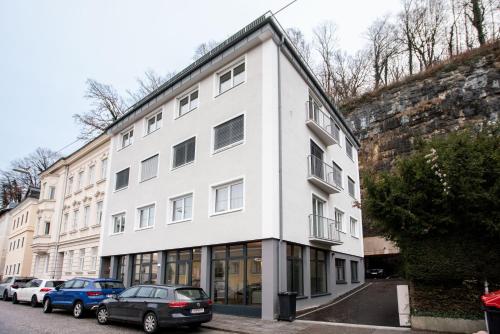 נוף חוץ, Magazin Rooms in זלצבורג