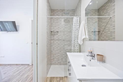 Apartamentos Benidorm Chorrol - image 5