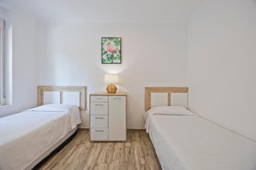 Two-Bedroom Apartment with Terrace image 4