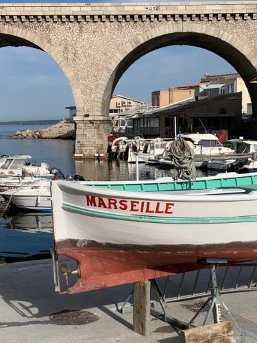 La Maison Vague – Marseille, NY