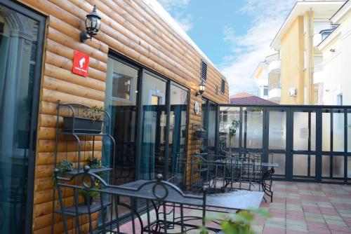 City House Hotel & Restaurant - image 14