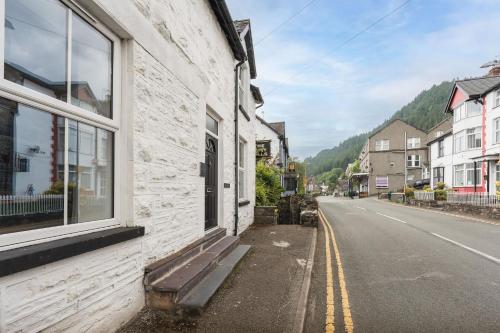 The Old Tearoom at Ty Llywelyn by Birch Stays in Trefriw