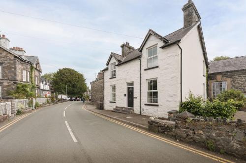 The Old Tearoom at Ty Llywelyn by Birch Stays in Trefriw