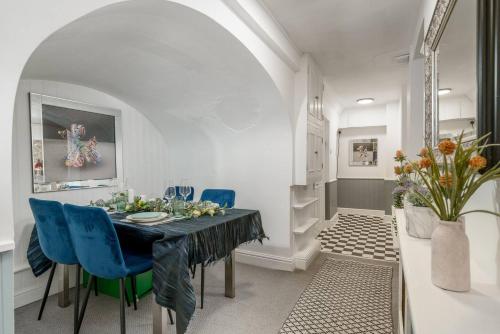 Niru Experience Chelsea Oasis with Courtyard, Londyn (zdjęcie 10)