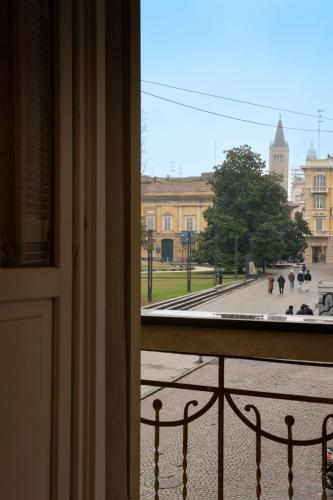 Historic center Teatro Regio Appartamento Clelia 4