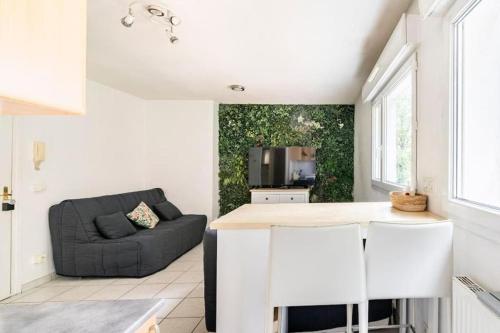Geneva Green Studio in Gaillard