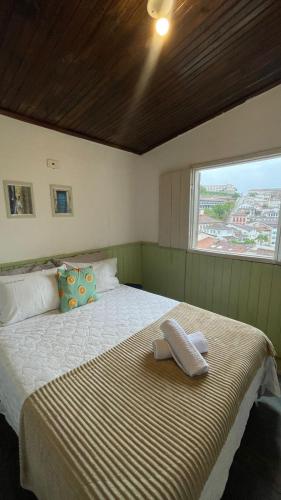 2 bedrooms, 4 beds