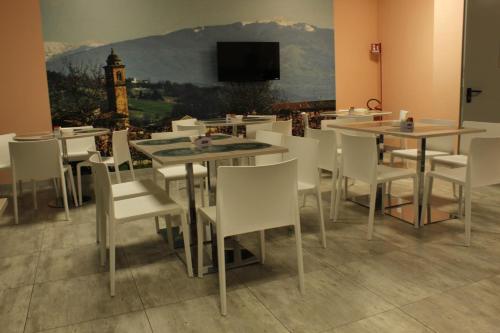 Comida y bebida, Volpedo hostel in Volpedo