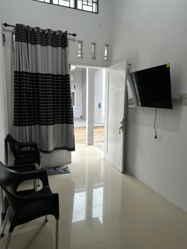 . Alceo Homestay Family