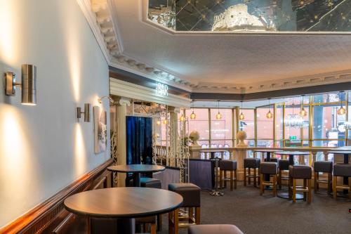 Sachas Hotel Manchester - image 7