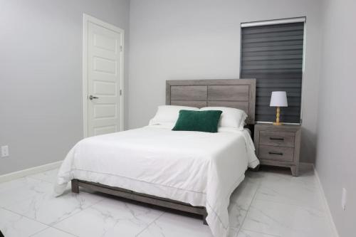 3 Bedroom located at 1200 Country Club in Alamo (Texas)