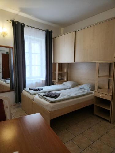 Borbarátok Háza - image 5