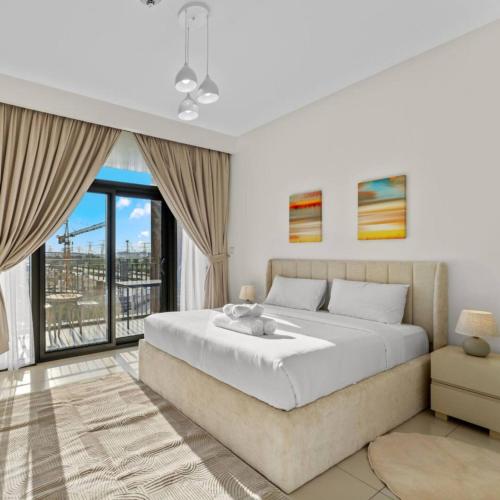 016 - Dubai Hills - main image