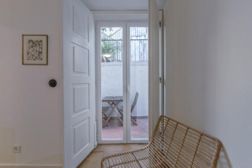 Alfama Design with Terrace by Homing - image 13