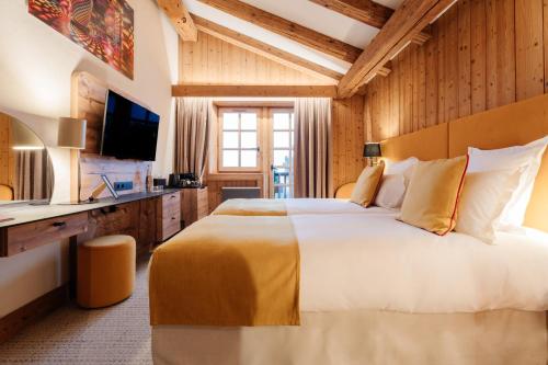 room detail thumbnail 1
