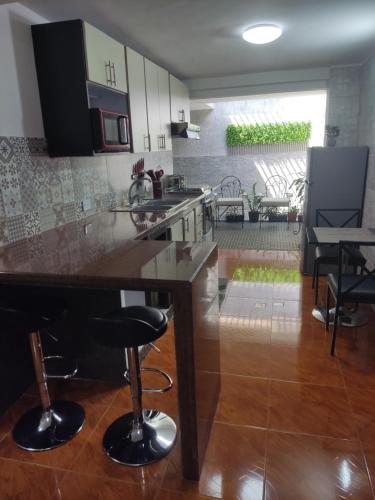 Kitchen, Excelencia en Hospedaje San Diego in El Vinedo Valencia