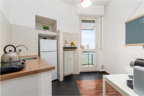  Attico di 300 mq 6 camere 5 bagni, ampio terrazzo in Cesano Boscone