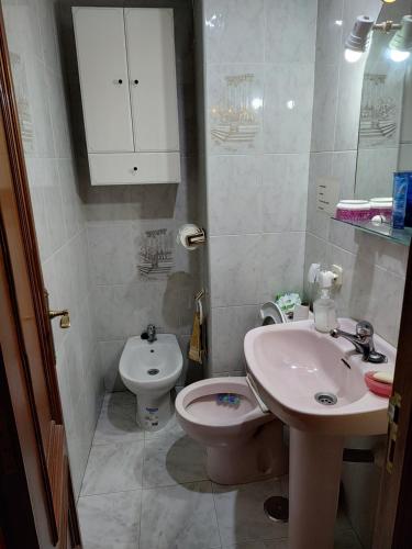 Habitación Privada Alameda de Osuna, Мадрид (фото 2)