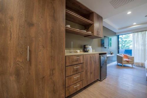 El Tesoro Medellín Hab310 by Letoh, Medellín (fotografie 6)