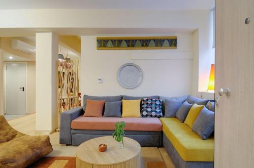 Arditos Hill Residence, Atene