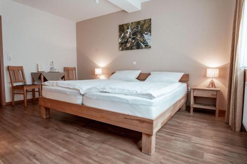 2 double beds