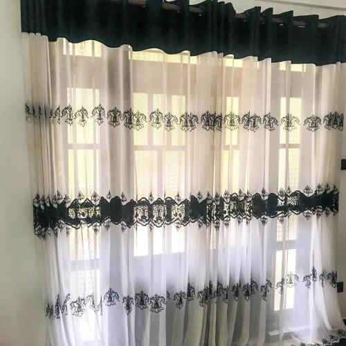 Deluxe Double Room with Balcony image 8