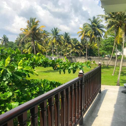 Deluxe Double Room with Balcony image 1