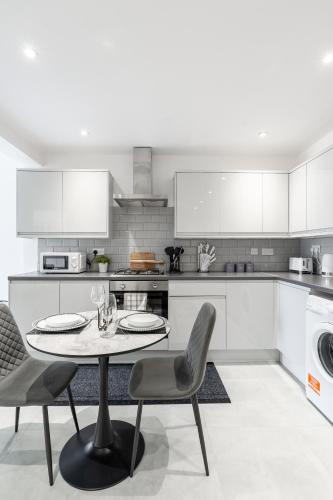 Facilities, Avalon Luxury stays in Gillingham