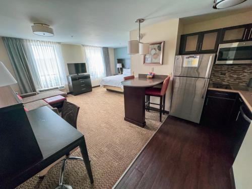 Staybridge Suites Marquette By IHG in Marquette (MI)