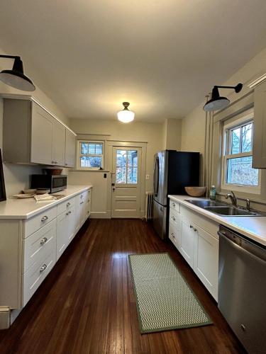 The Farmhouse at Fort Hill in Пікскілл