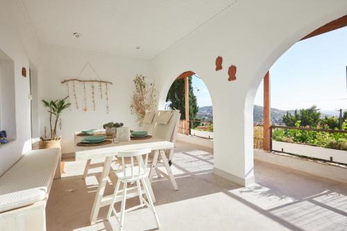 A környék, Camara Athens Riviera Home in Ag. Marina (Kropia)