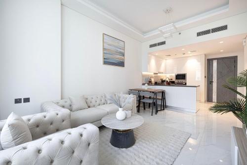 Private Pool Paradise 2BR in Arjan - image 11