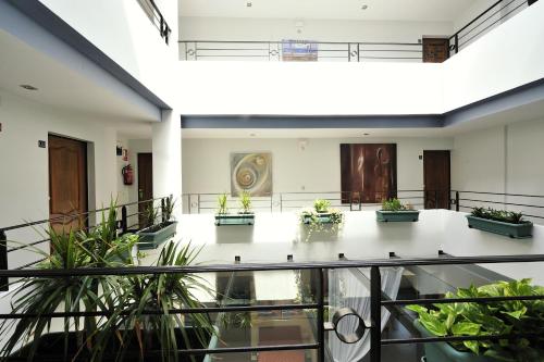 Atrium Hotel