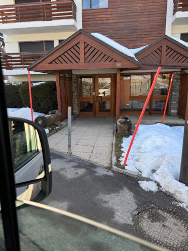 外部景觀, Crans Montana-Snow island in 克蘭斯蒙塔納
