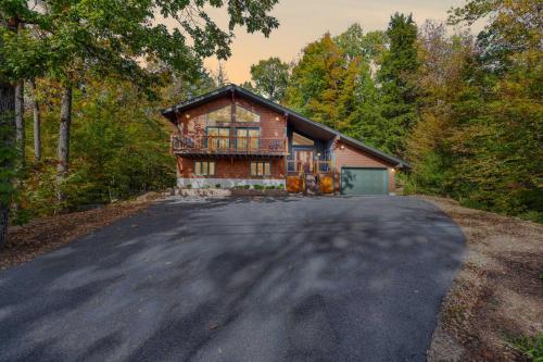 Strasse Ski Chalet Hot Tub Dog-Friendly Skiing