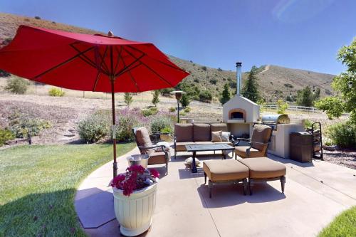 Sun Valley Retreat in คิงซิตี้ (แคลิฟอร์เนีย)