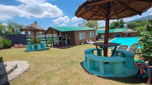 Градина, Cabañas Q'umir (Cabanas Q'umir) in El Carmen