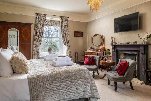 Afon Rhaiadr Country House - image 3