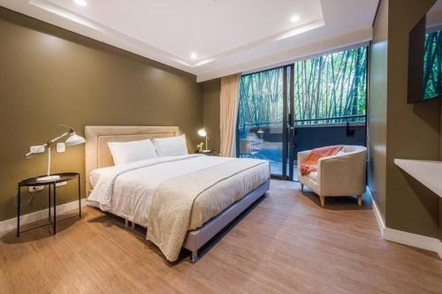 El Tesoro Medellín Hab314 by Letoh