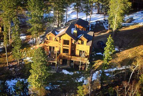 Luxury Ski Cabin in Black Hills at Terry Peak