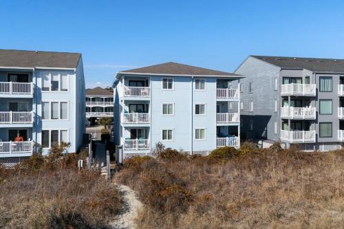 Surf Villas B3 - Oceanfront