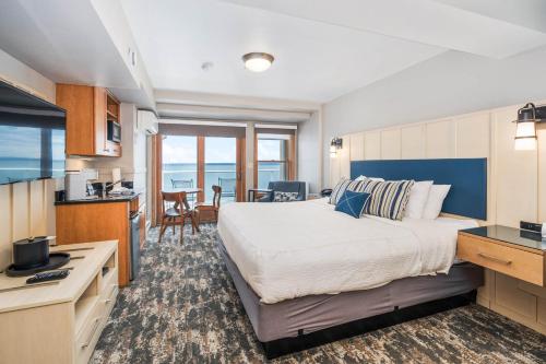 Beacon Pointe on Lake Superior