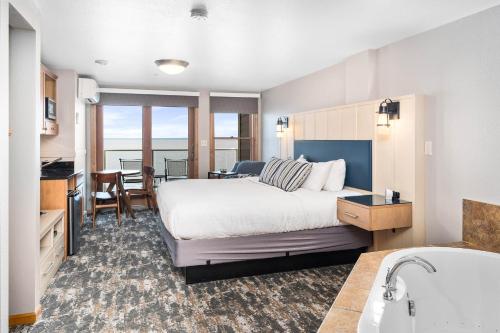 Beacon Pointe on Lake Superior